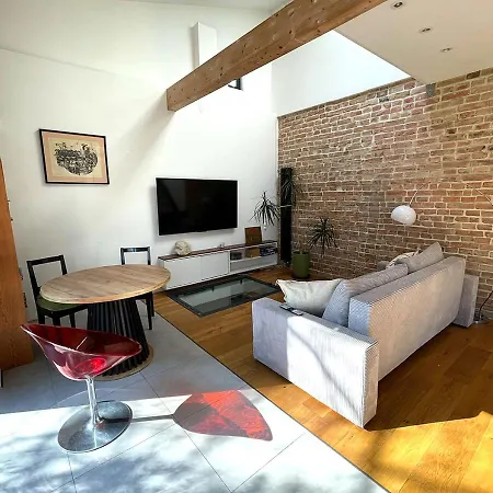 Modern Loft With A Garden * Βαρσοβία