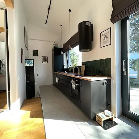Modern Loft With A Garden Βαρσοβία