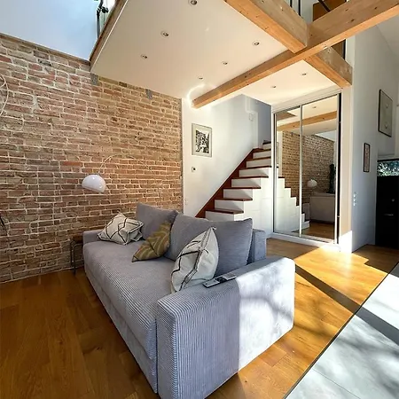 Modern Loft With A Garden Ferienhaus *